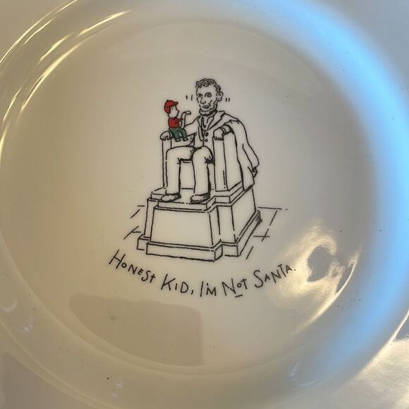 Merry Masterpieces Holiday Plates - Picture 4 of 10